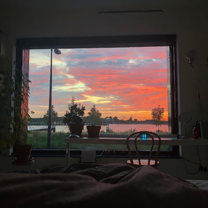 边喂奶边被C一个小时
